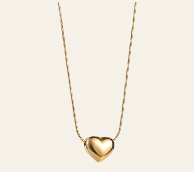 Eternal heart necklace