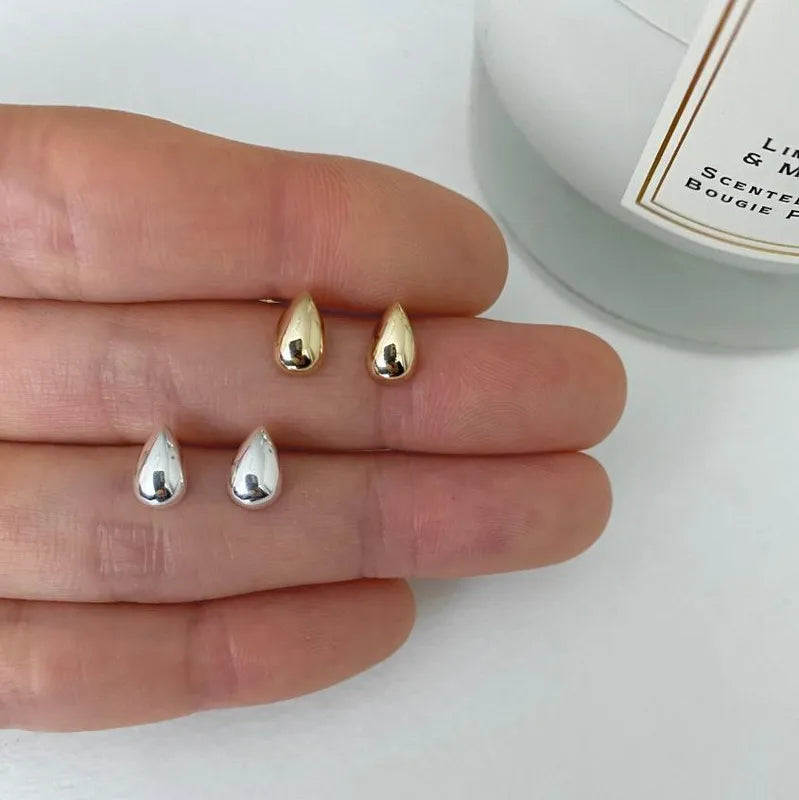 Mini drop earrings